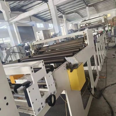 Yüksek Ekstrüzyon Kapasitesi ve Su Soğutma Sistemi ile Özel Plastik Ekstrüder Makinesi