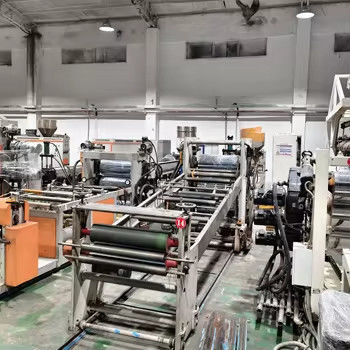 Profesyonel Plastik Ekstrüzyon Makinesi Yüksek Kapasiteli Üstün ve Plastik Üretimi