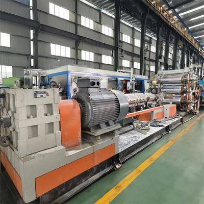 Su soğutmalı yüksek verimli plastik ekstrüzyon makinesi özelleştirilmiş vida tasarımı
